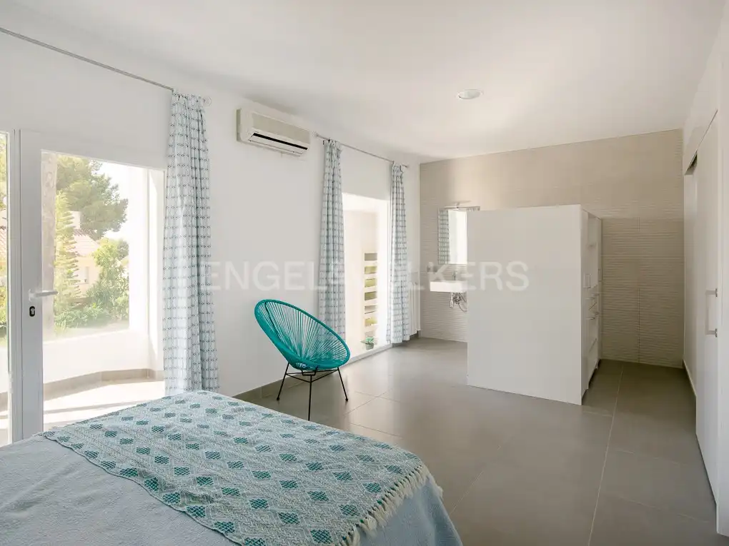 Dormitori de Casa o xalet en venda en Benicasim / Benicàssim amb Calefacció, Terrassa i Piscina
