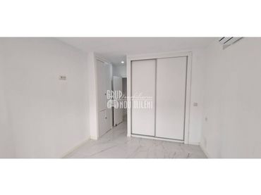 Appartement avec balcon à louer à Calle DOCTOR MONTSERRAT