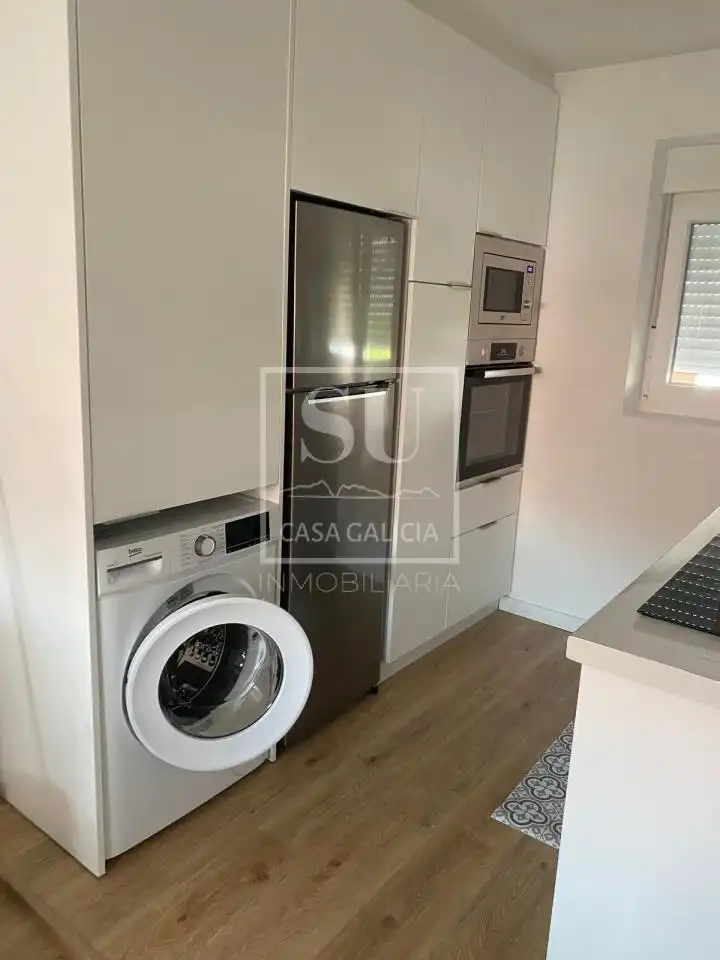 Küche von Wohnung zur Miete in Baiona mit Klimaanlage, Heizung und Möbliert