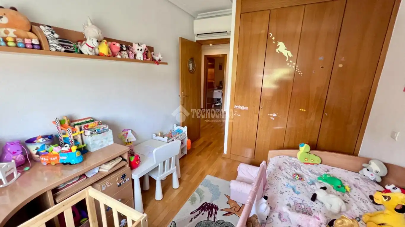 Dormitori de Pis en venda en Alcalá de Henares