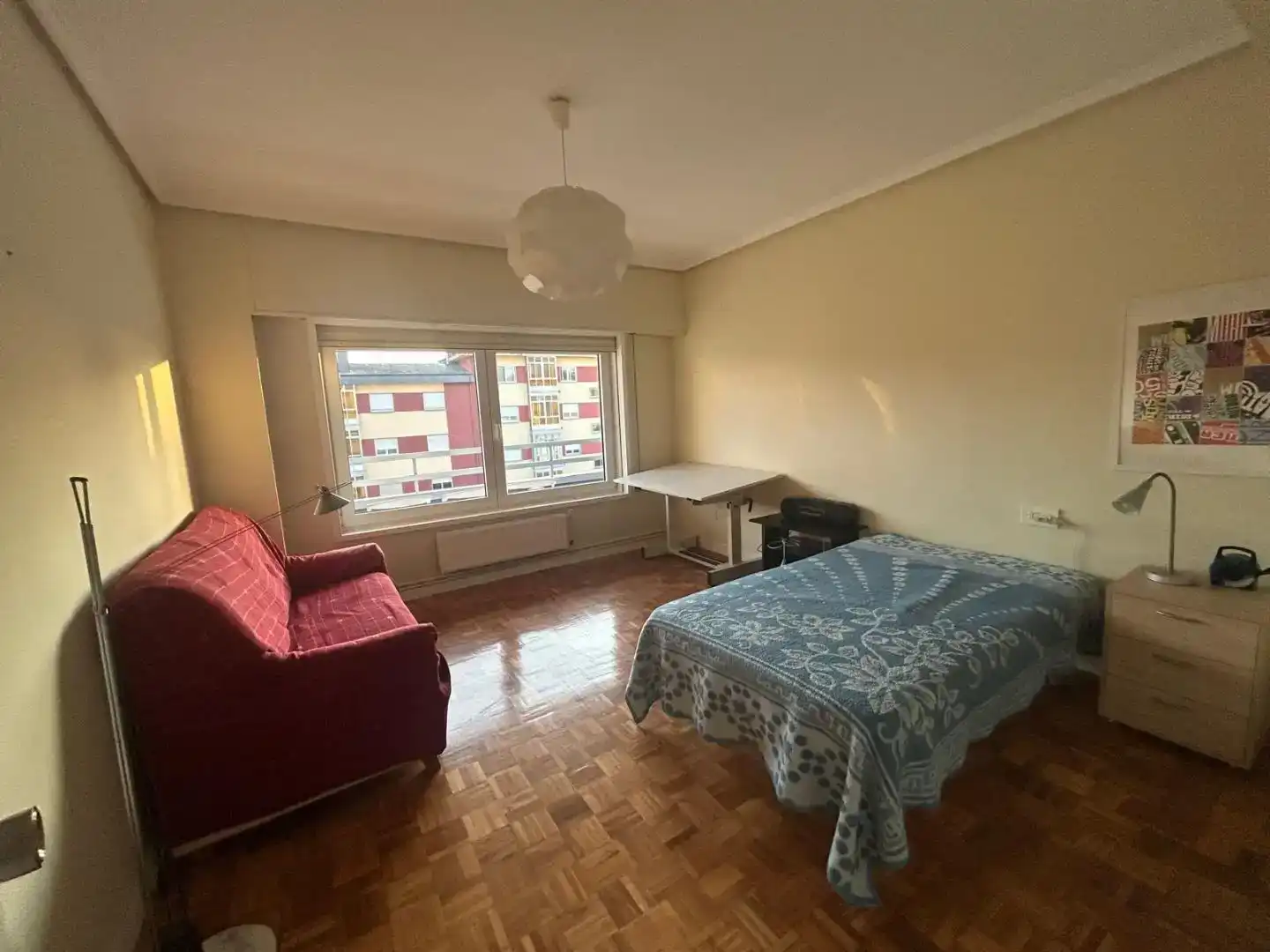 Schlafzimmer von Wohnung zur Miete in Lugo Capital mit Balkon