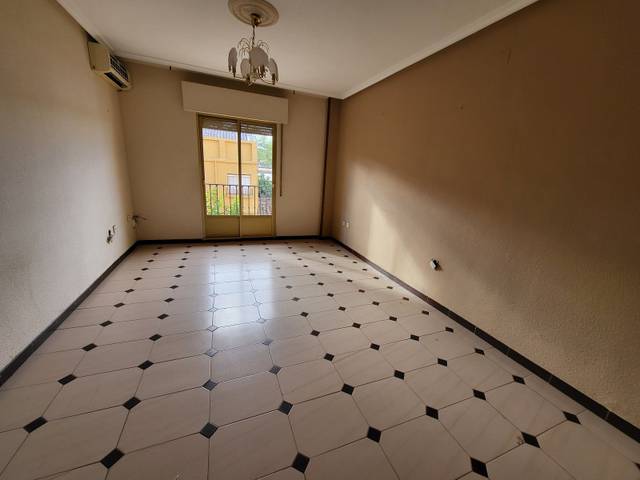 Piso en Venta en Calle Constitucion en Carboneros