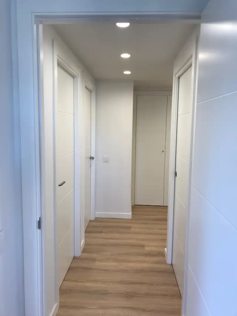 Wohnung zur Miete in Carrer Ripollès, Lledoner