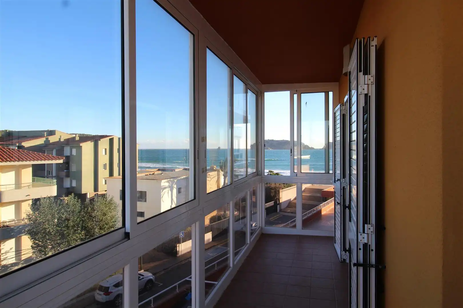 Terraza de Apartamento en venta en L'Estartit con Calefacción, Terraza y Amueblado