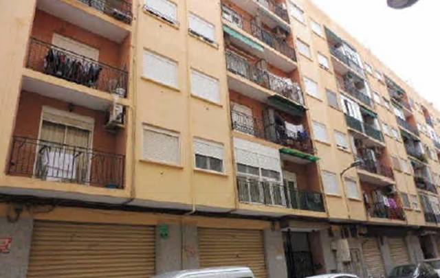 Piso en Venta en C/ Aldaya en El Río