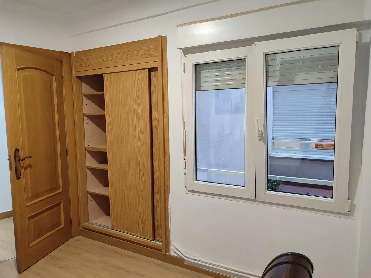 Bedroom of Flat for rent in Oviedo   with Heating, Terrace and Furnished