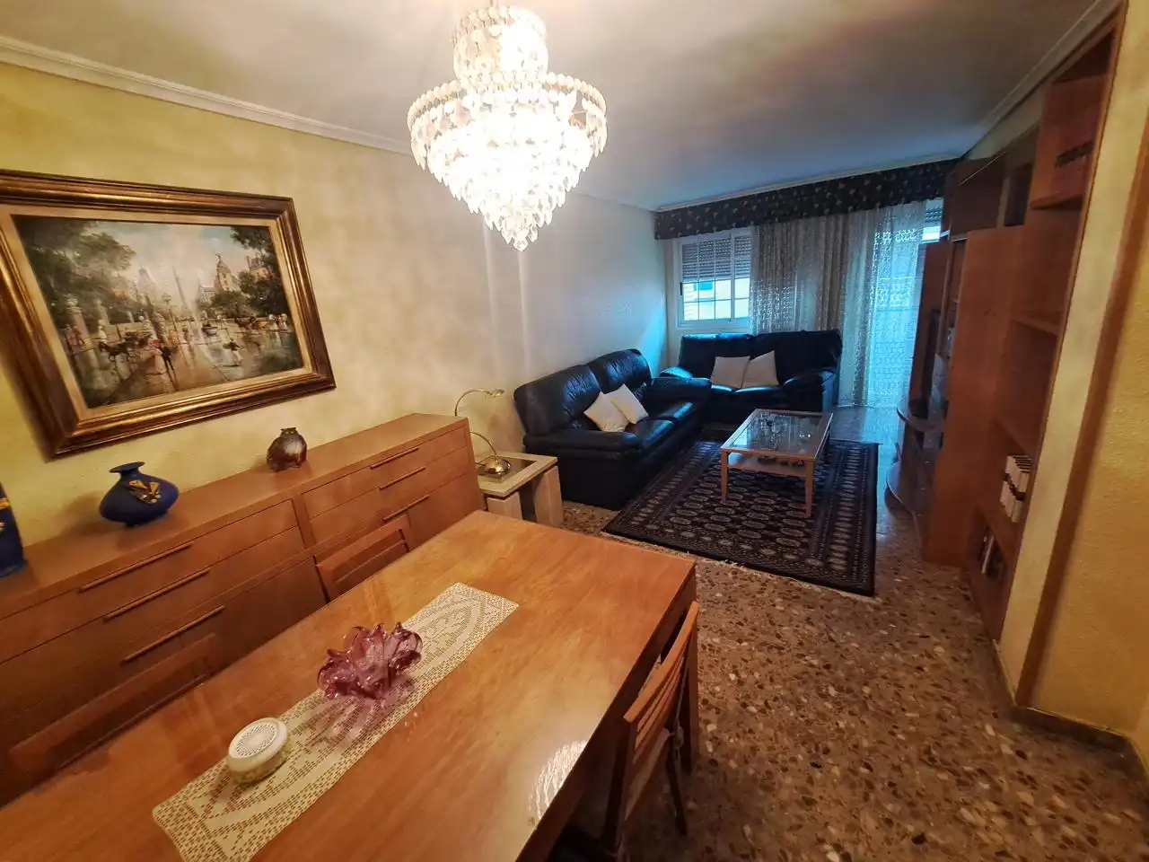 Living room of Flat for sale in Zaragoza  with Heating, Terrace and Storage room