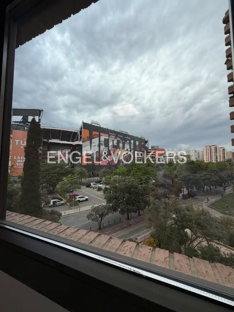 Vista exterior de Piso de alquiler en Valencia con Aire acondicionado, Calefacción y Balcón