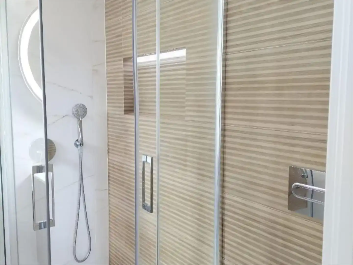 Badezimmer von Wohnungen zur Miete in Málaga Capital mit Klimaanlage
