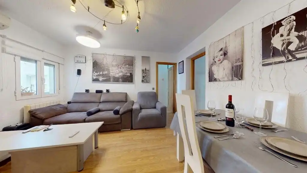 Living room of Flat for sale in Puente de Vallecas