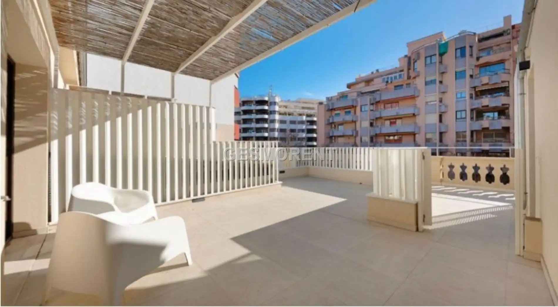 Terrasse von Gebäude zur Miete in  Palma de Mallorca