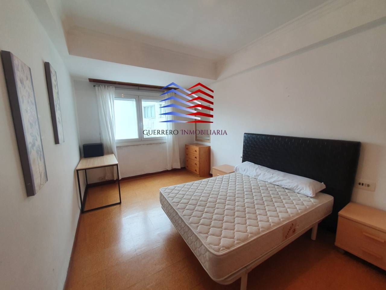 Habitación de Piso de alquiler en Ourense Capital  con Calefacción, Amueblado y Balcón