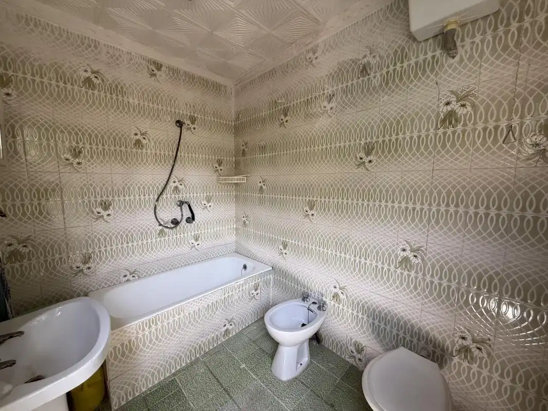 Baño de Casa adosada en venta en Abanilla con Calefacción, Terraza y Trastero