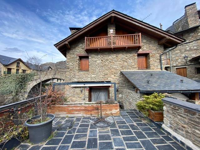 Casa-chalet en Venta en Esterri d'Àneu