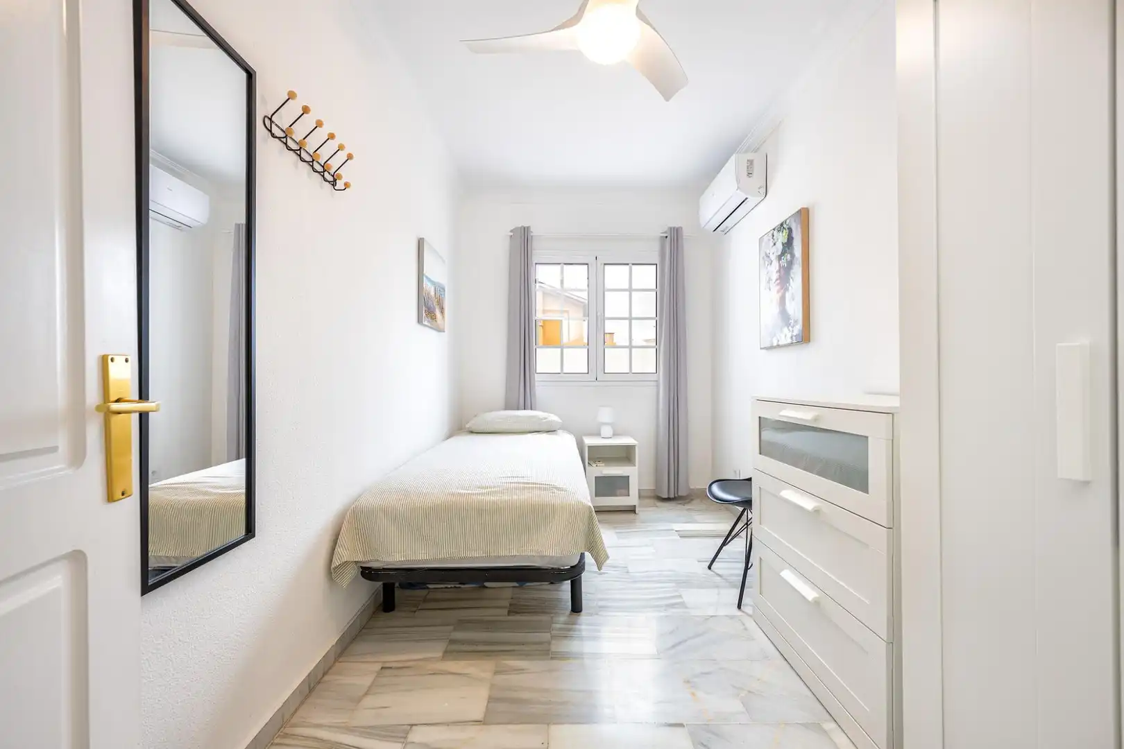 Habitación de Casa adosada en venta en San Bartolomé de Tirajana con Aire acondicionado, Jardín privado y Terraza