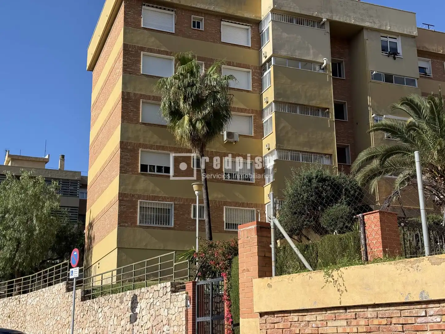 Vista exterior de Piso en venta en Málaga con Jardín privado y Terraza