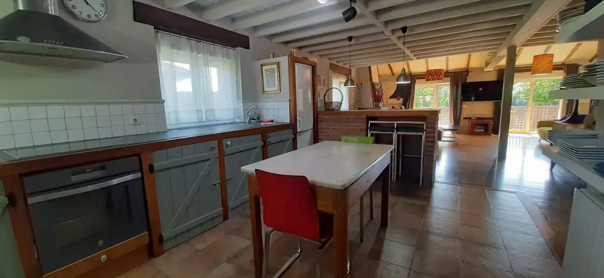 Cocina de Finca rústica en venta en Hazas de Cesto con Calefacción, Trastero y Balcón