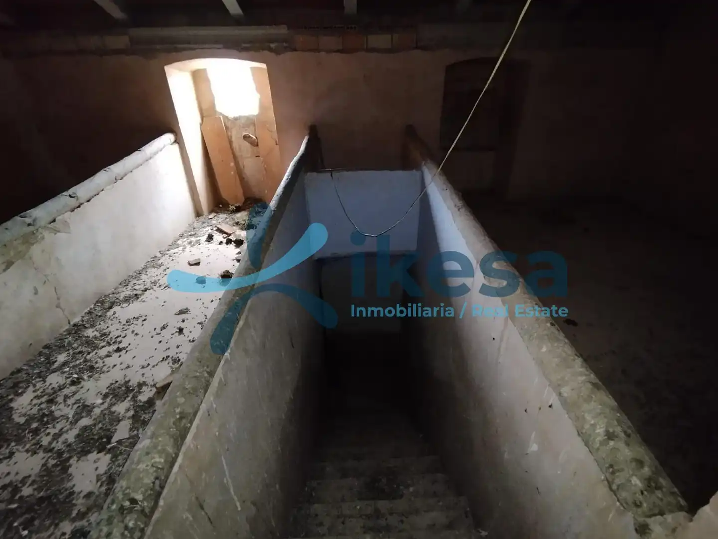 Casa adosada en venta en Montizón