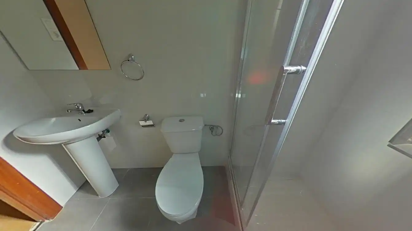 Bathroom of Flat for sale in Zaragoza  with Heating, Oven and Balcony