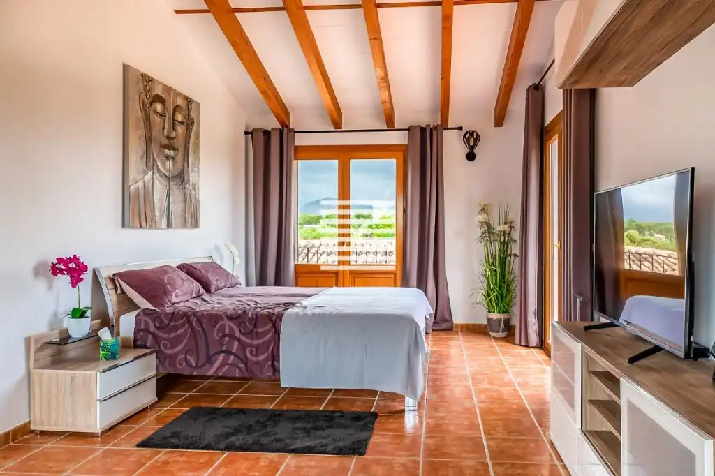 Habitación de Finca rústica en venta en Alcúdia con Aire acondicionado, Jardín privado y Terraza