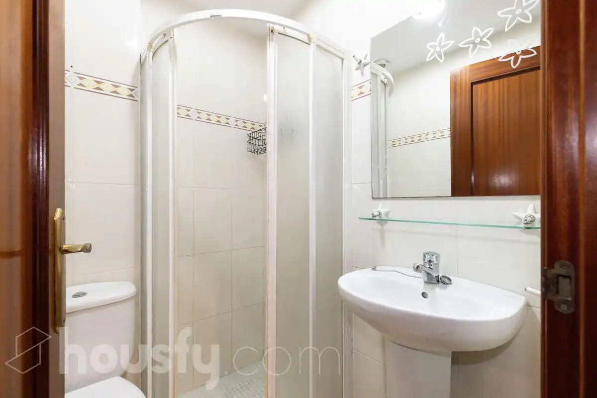 House with terrace for sale in CL De les Gardenies ., imagen 35