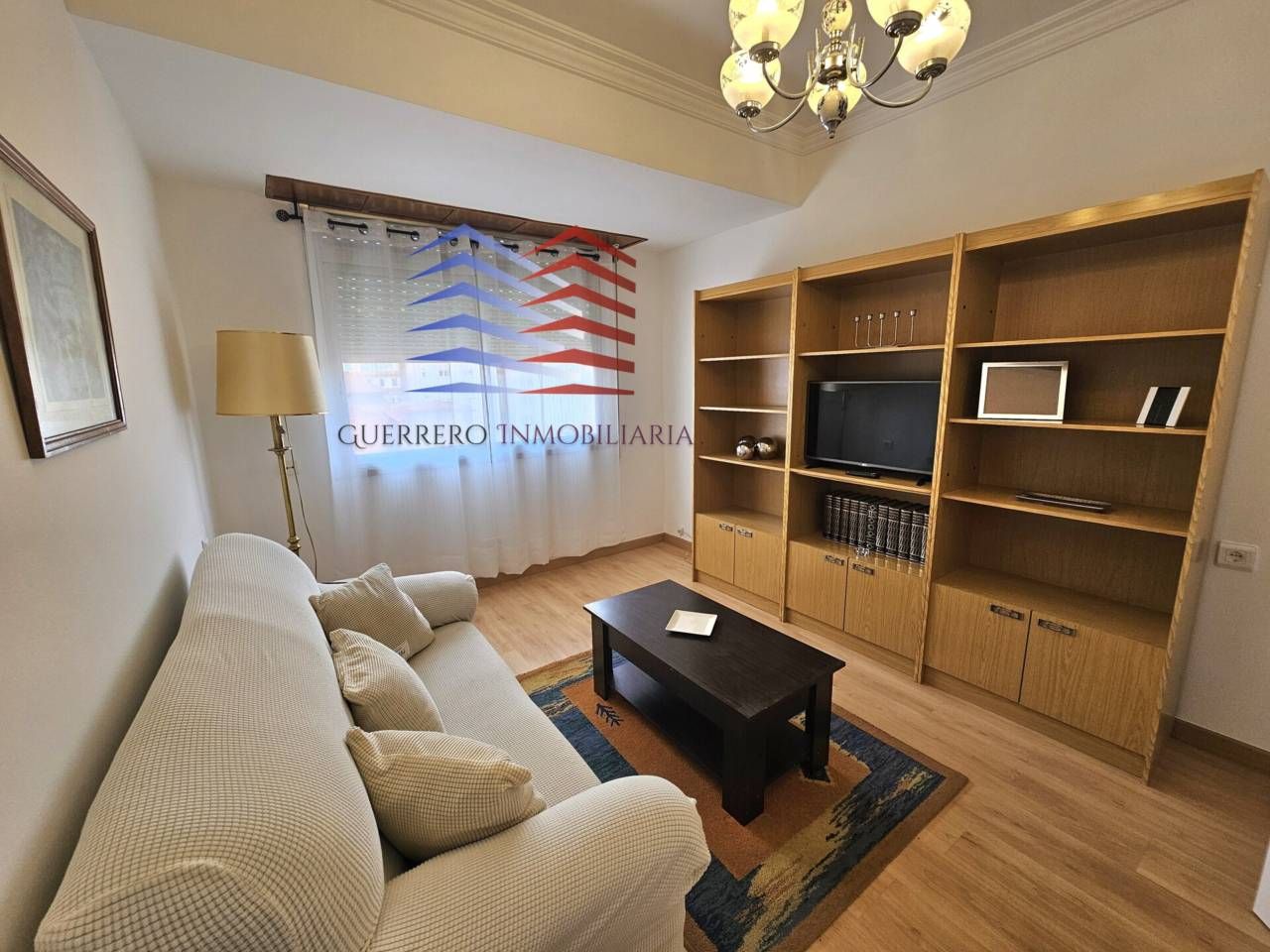 Living room of Apartment to rent in Ourense Capital   with Heating, Parquet flooring and Furnished