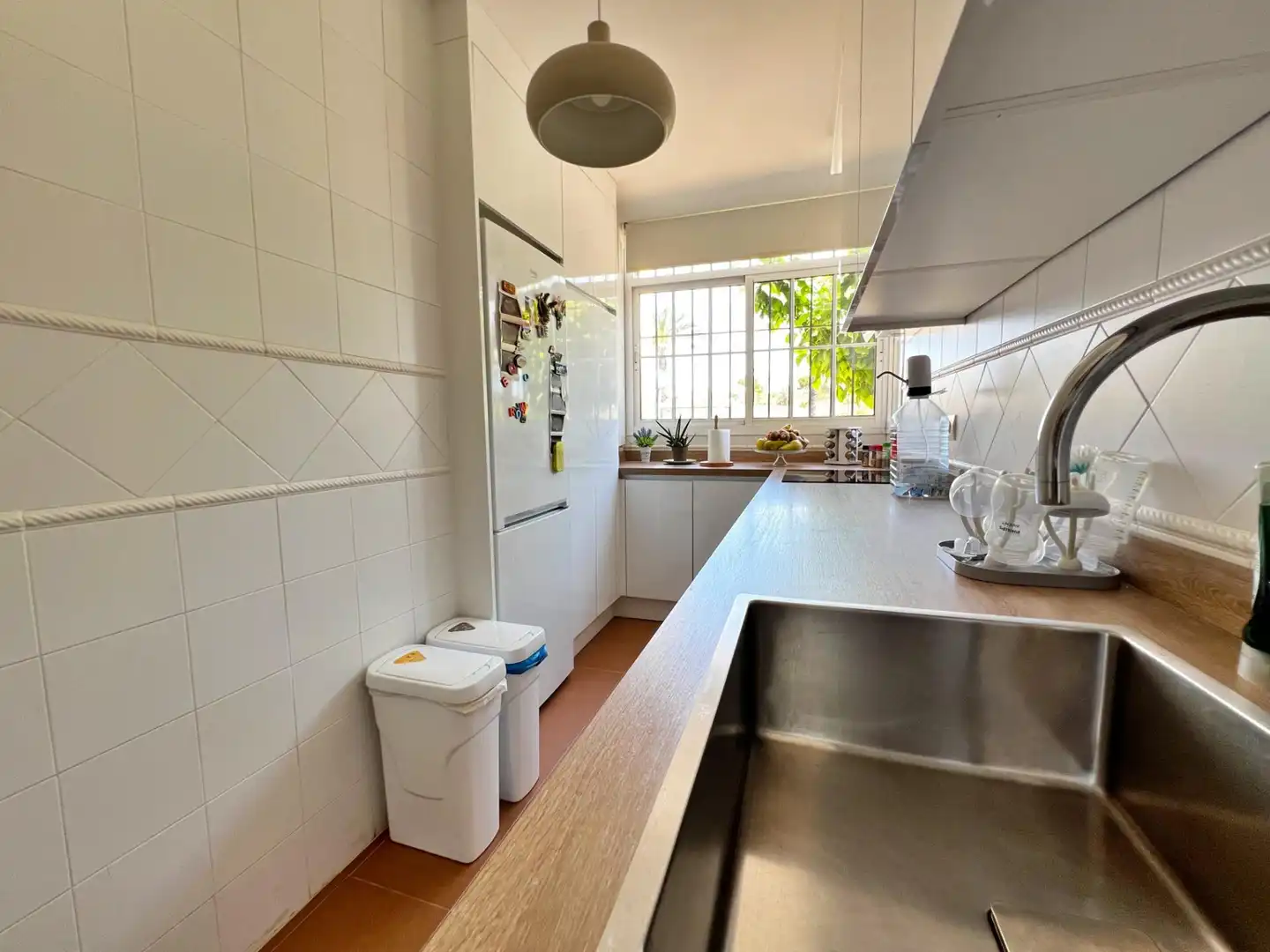 Cuina de Apartament en venda en Ayamonte amb Jardí privat, Terrassa i Piscina comunitària