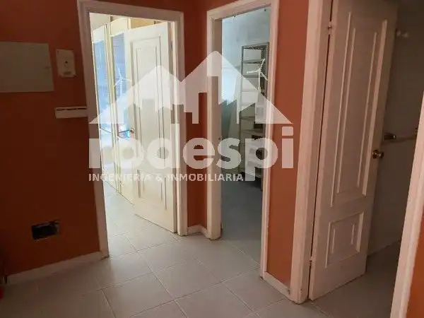 Commercial properties for rent in Arbo
