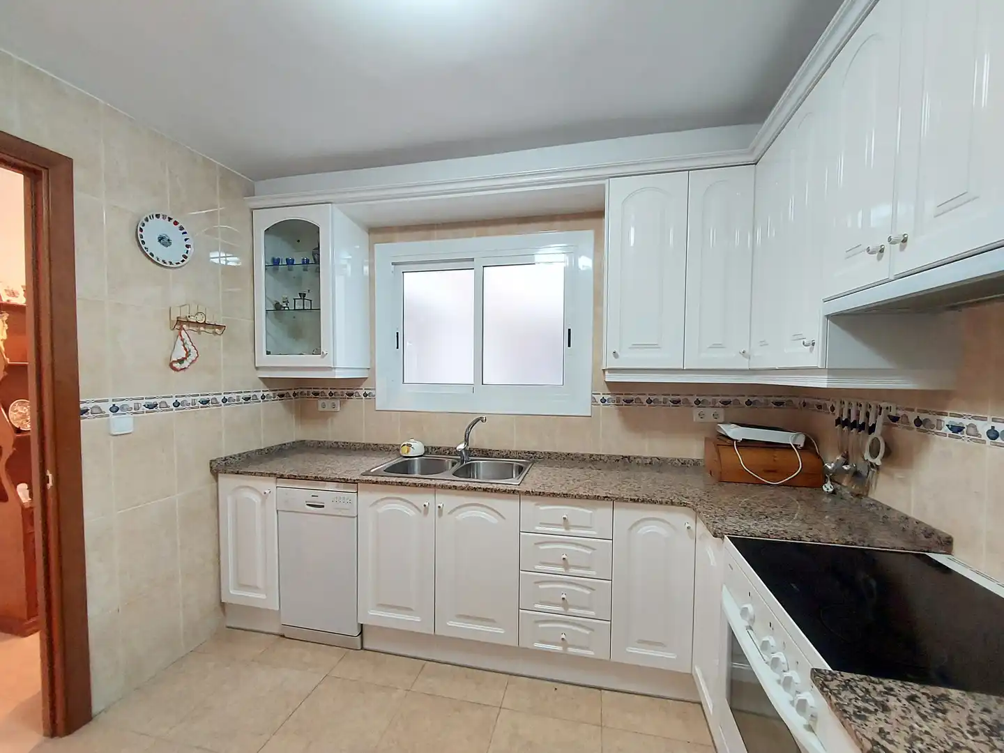 Cuina de Apartament en venda en El Vendrell amb Terrassa, Moblat i Forn