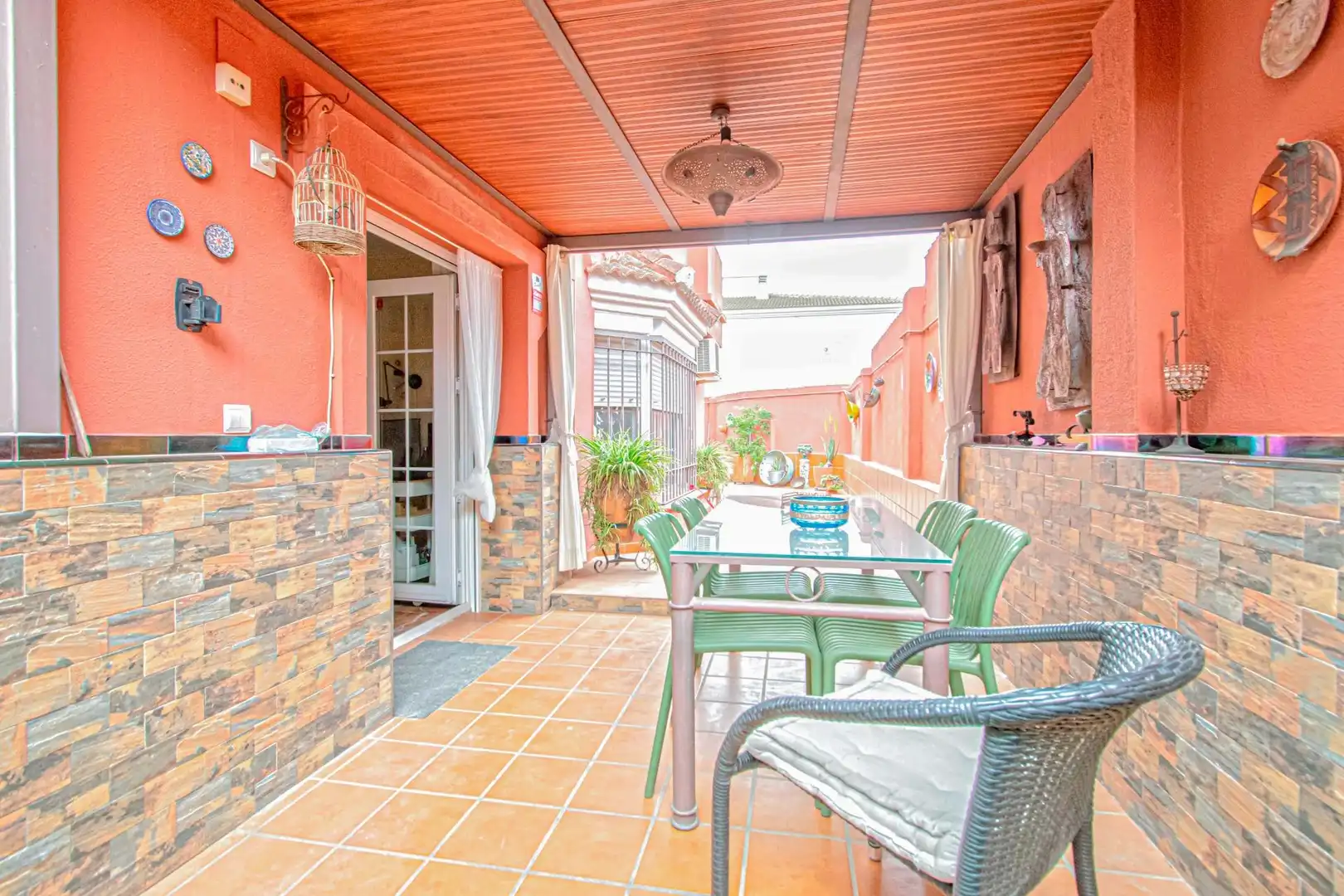 Terraza de Casa adosada en venta en Gines con Aire acondicionado, Jardín privado y Trastero