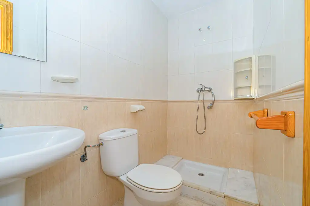Baño de Piso en venta en Guardamar del Segura