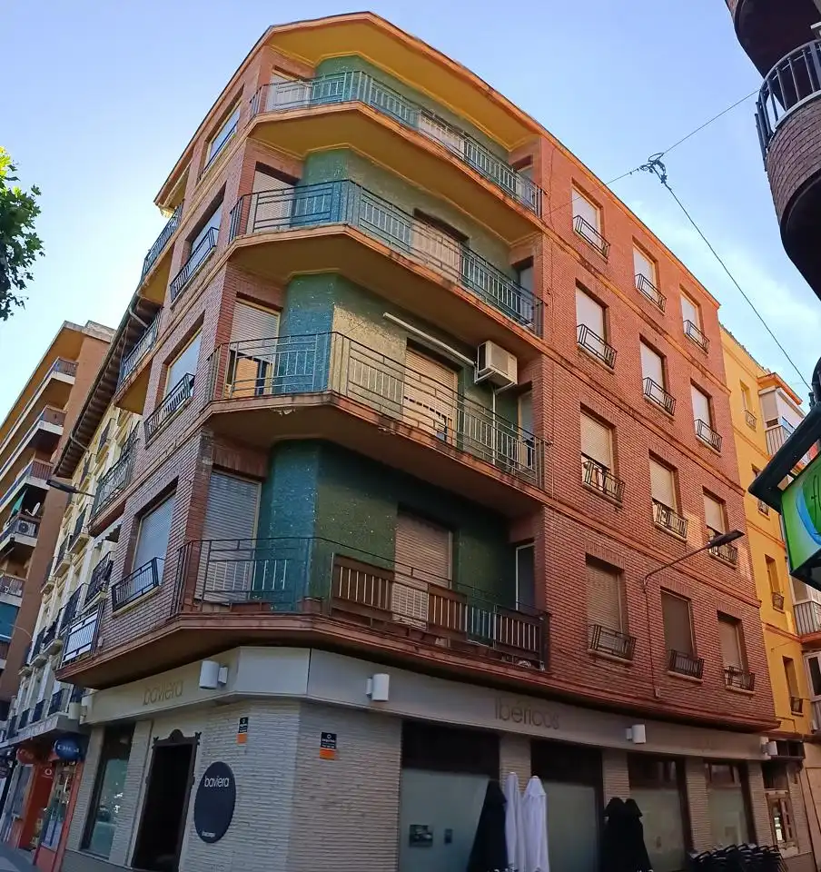 Vista exterior de Pis en venda en Calatayud amb Calefacció, Terrassa i Traster