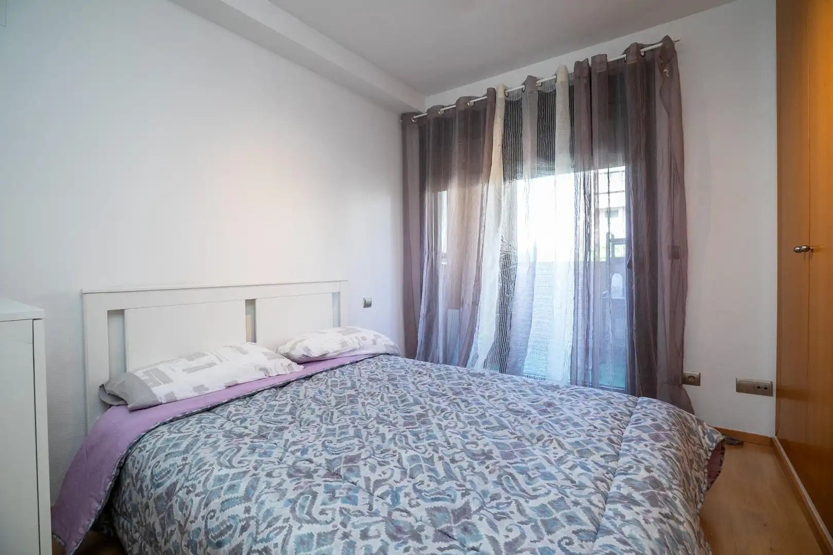 Schlafzimmer von Wohnung zum Verkauf in Huesca mit Klimaanlage, Heizung und Privatgarten