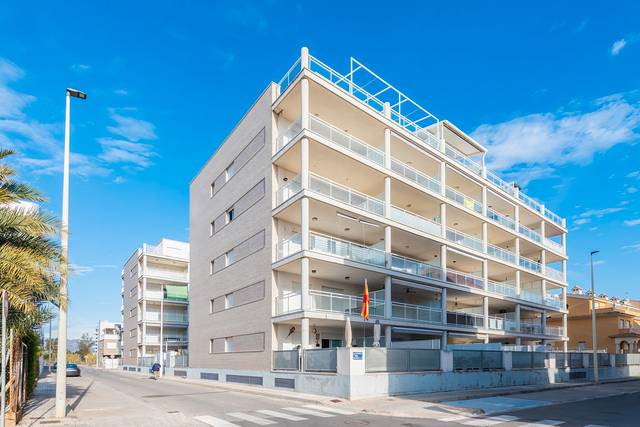 Piso en Venta en C/ Tenerife en Moncófar Playa