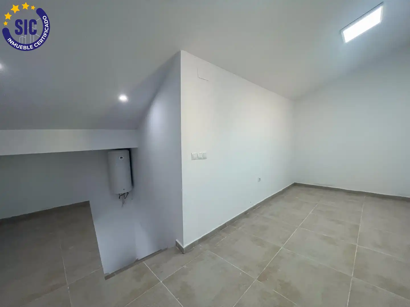 Casa o xalet en venda en Requena amb Balcó