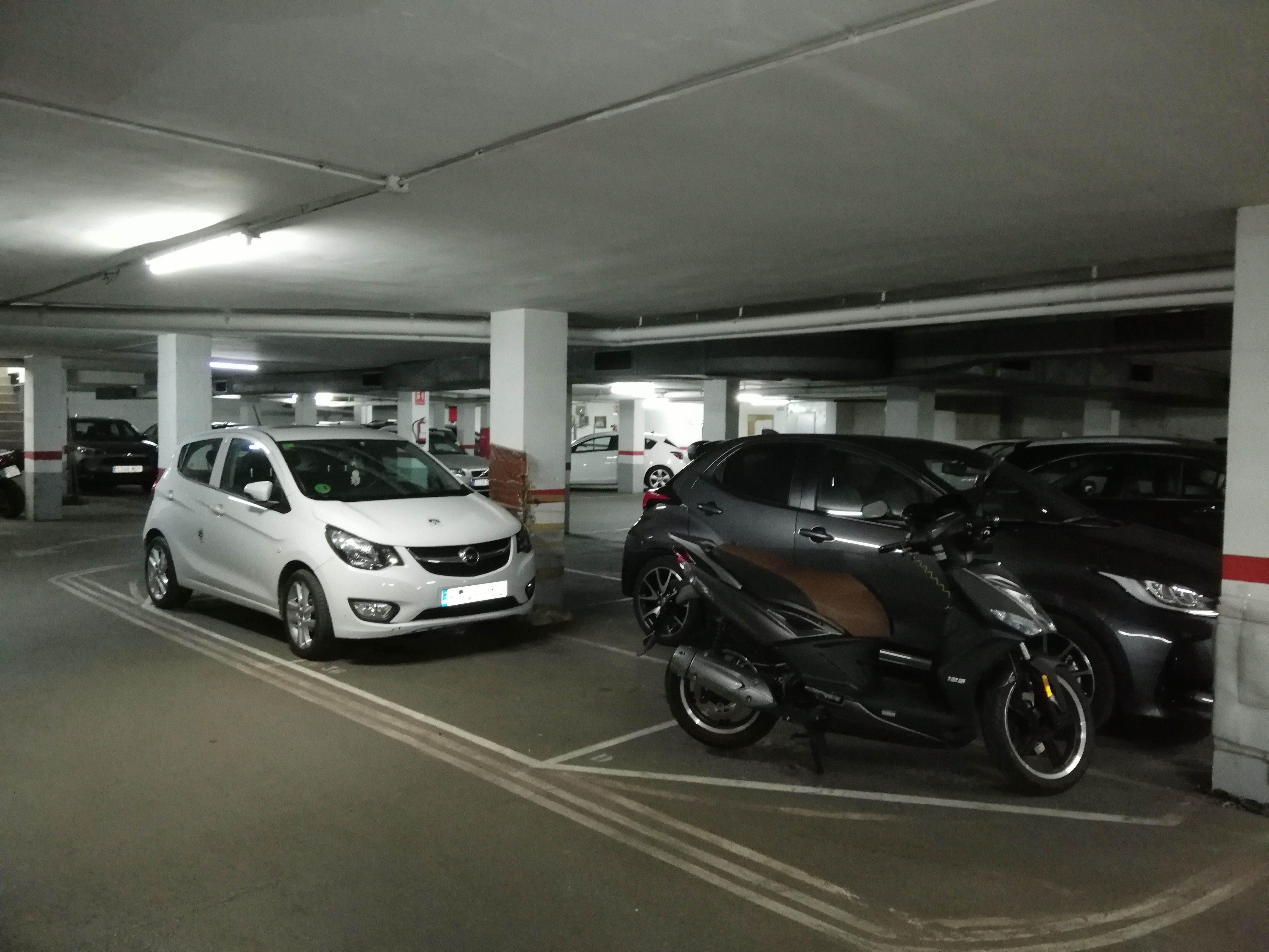 Aparcament de Garatge en venda en Badalona