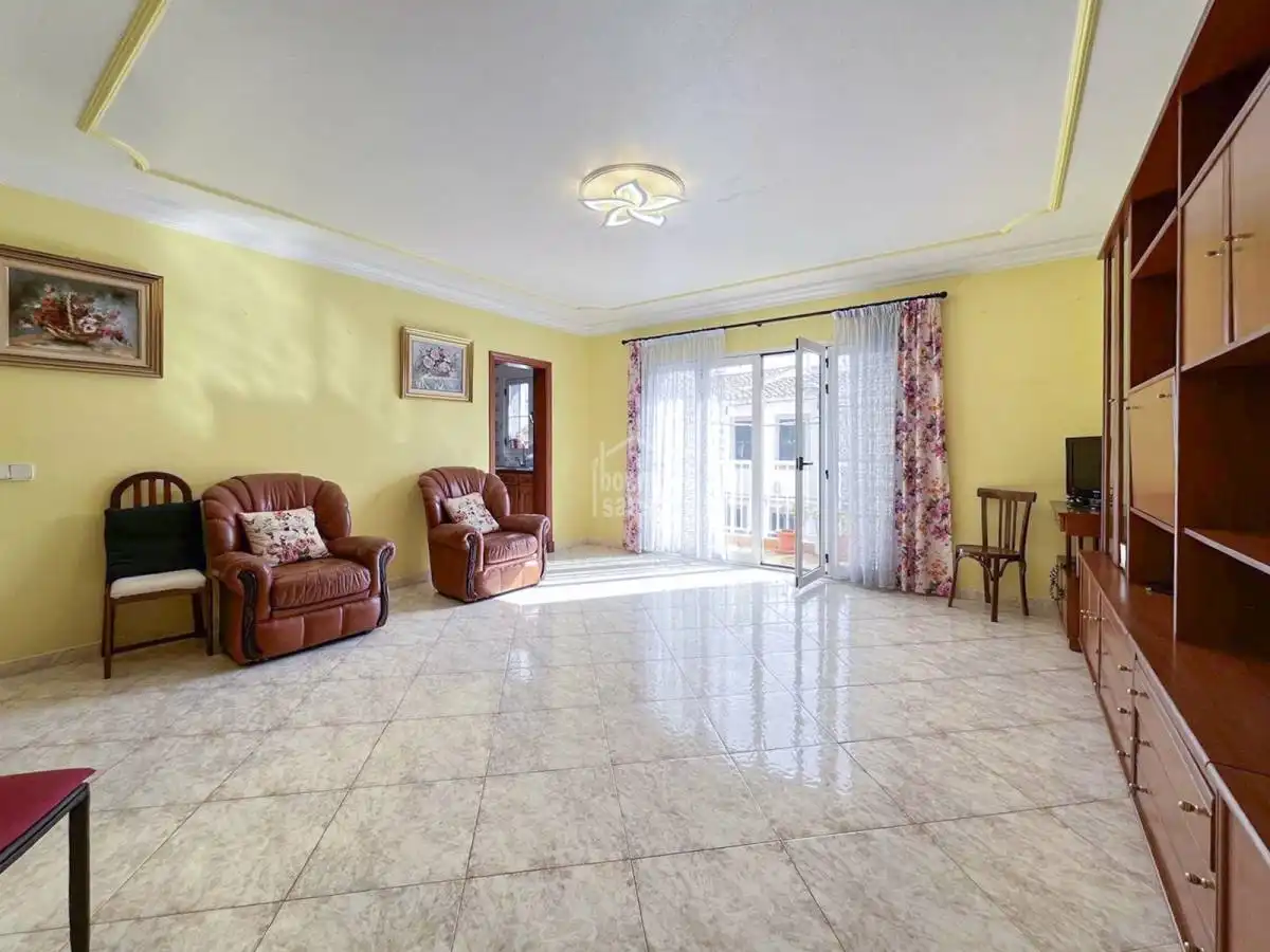 Sala de estar de Apartamento en venta en Alaior con Terraza