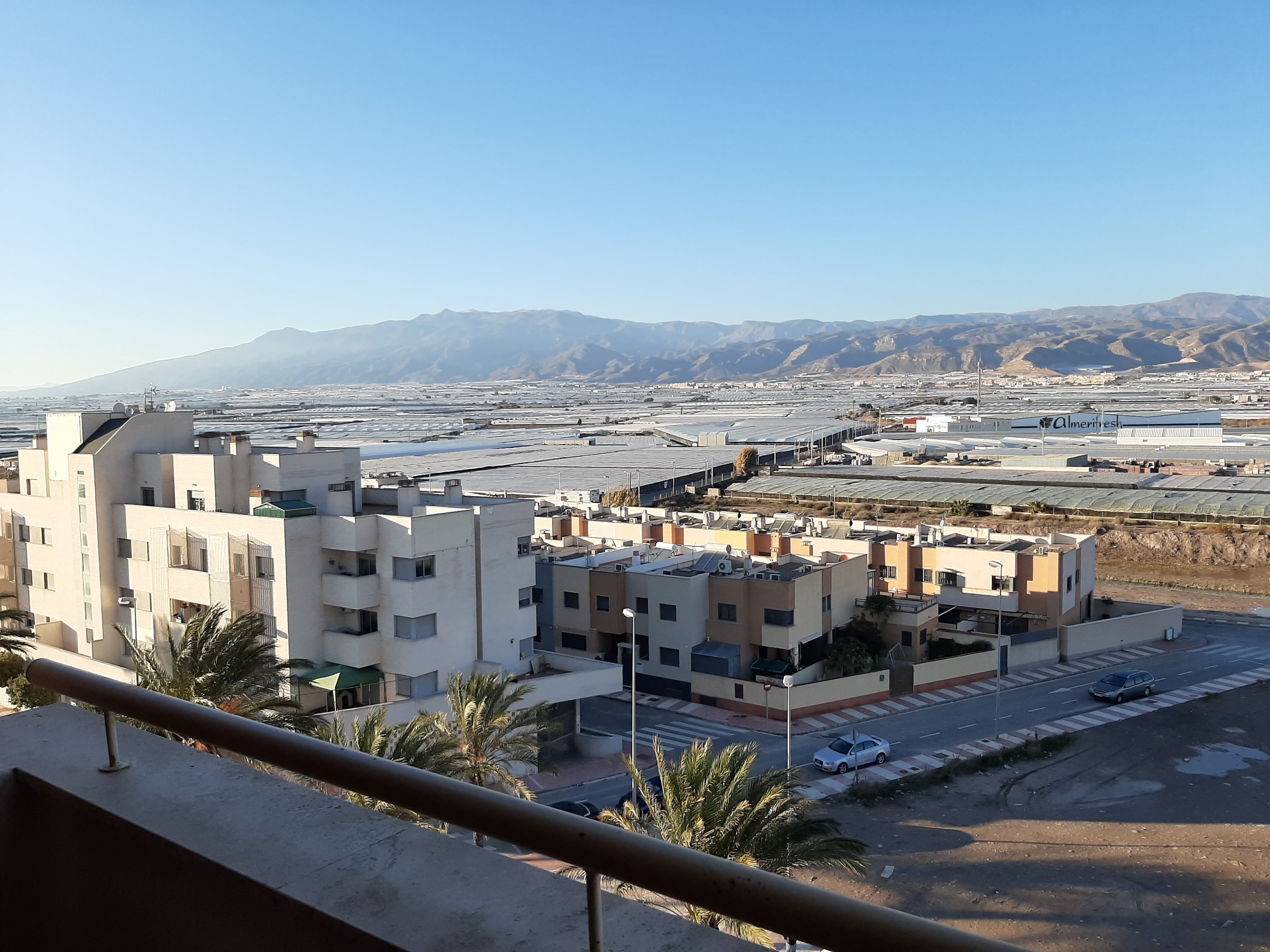 Exterior view of Flat for sale in Roquetas de Mar  with Terrace and Oven