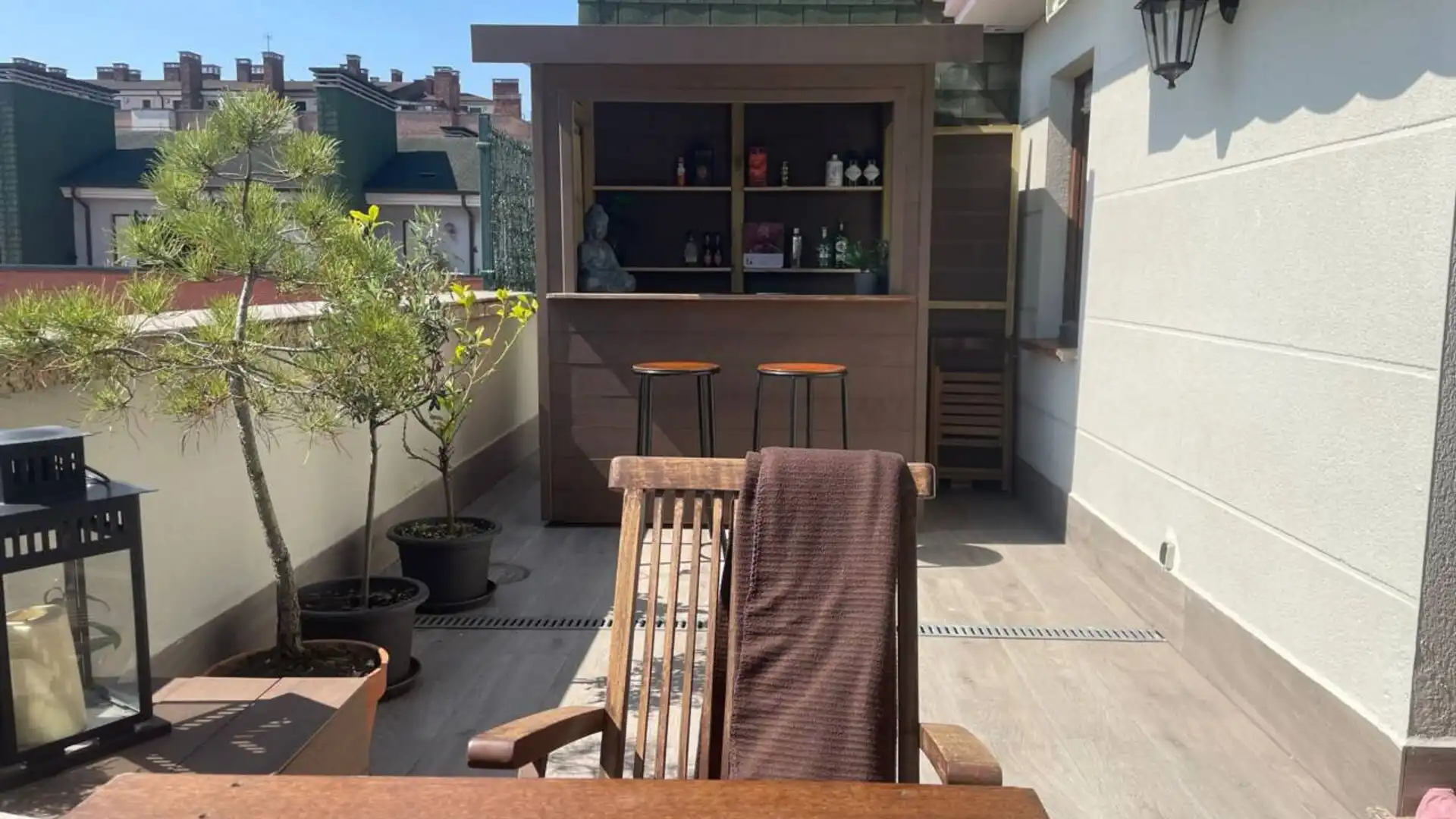 Terraza de Ático de alquiler en Oviedo  con Calefacción, Parquet y Terraza