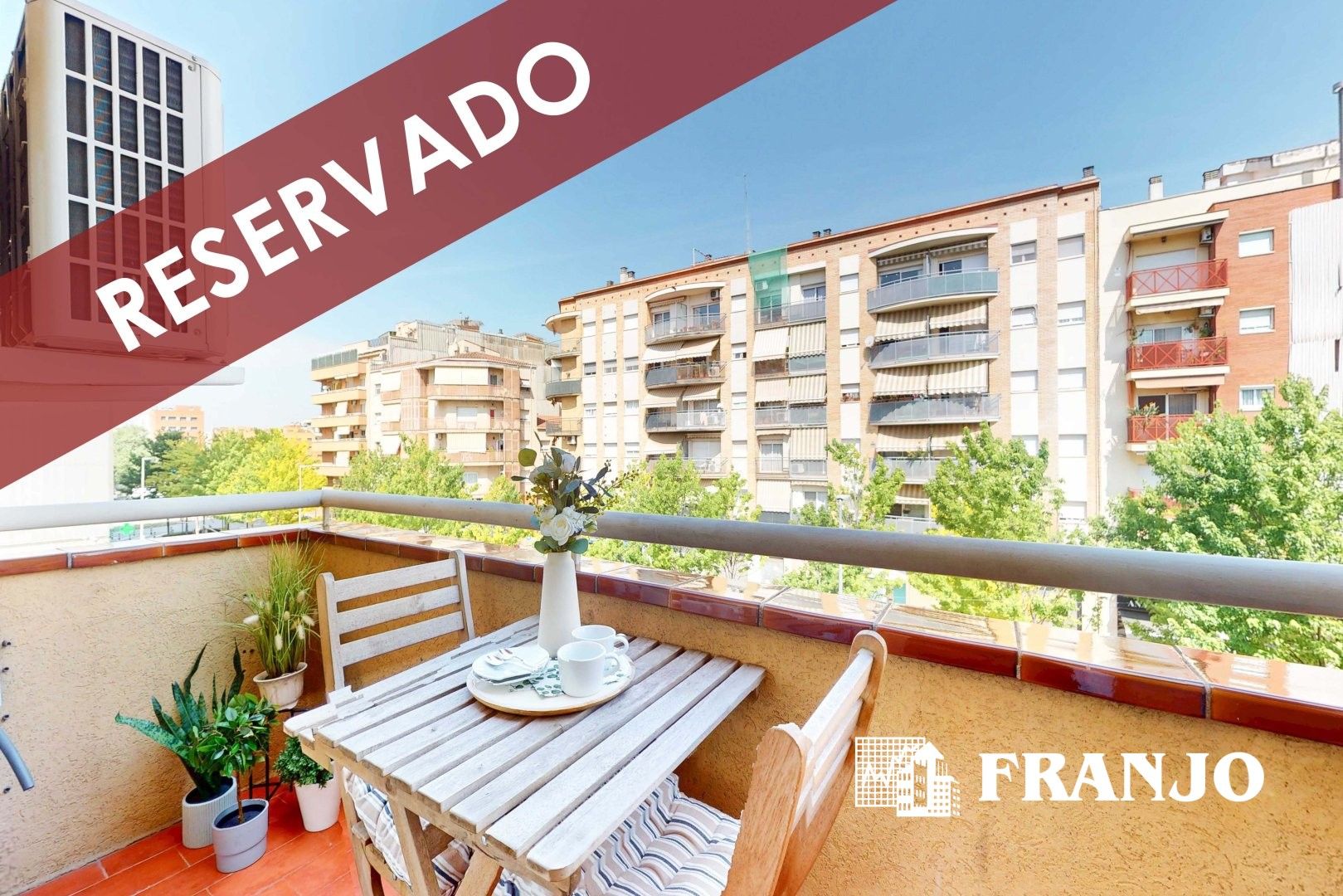 Vista exterior de Pis en venda en Barberà del Vallès amb Aire condicionat i Calefacció
