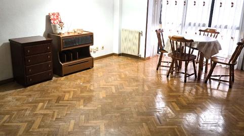 Photo 3 of Flat for sale in Los Rosales, Madrid