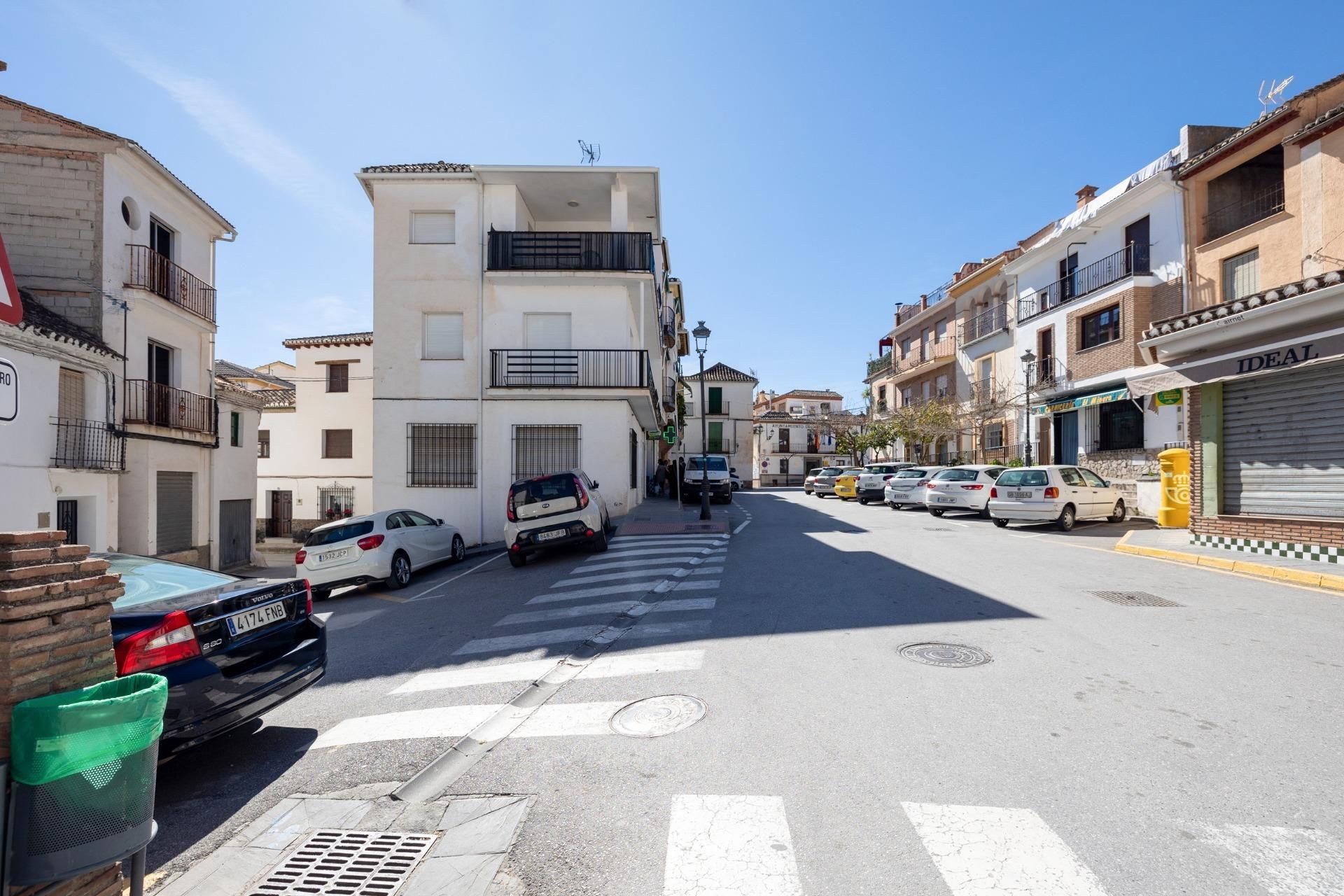 Vista exterior de Local en venda en Huétor de Santillán