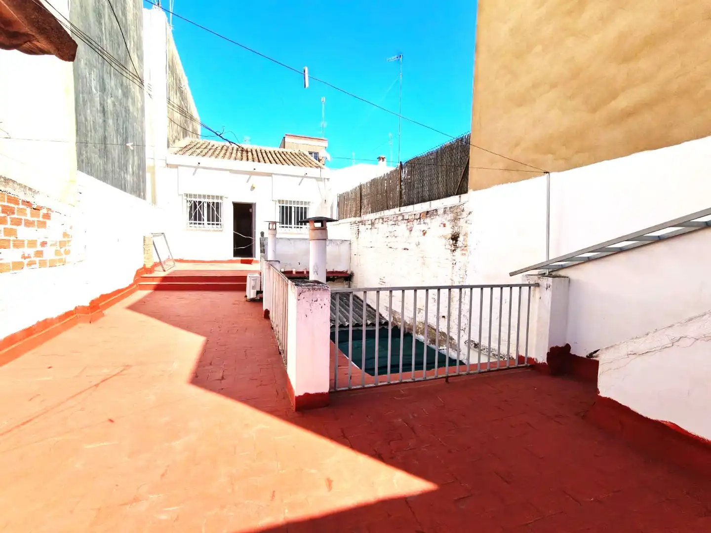 Exterior view of Flat for sale in Massamagrell  with Heating, Furnished and Oven