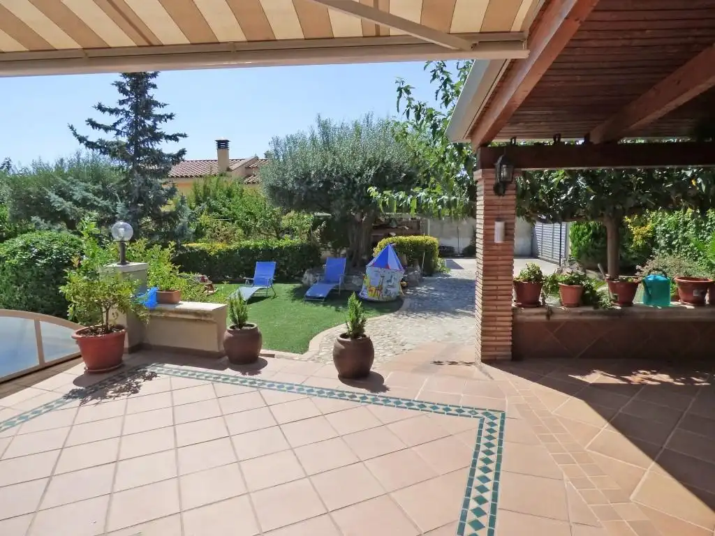 Terrassa de Casa o xalet en venda en Vilafant amb Aire condicionat, Jardí privat i Terrassa