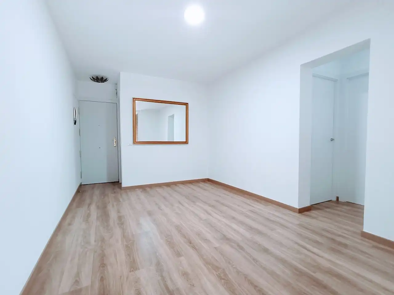 Sala de estar de Piso de alquiler en Madrid con Terraza y Microondas