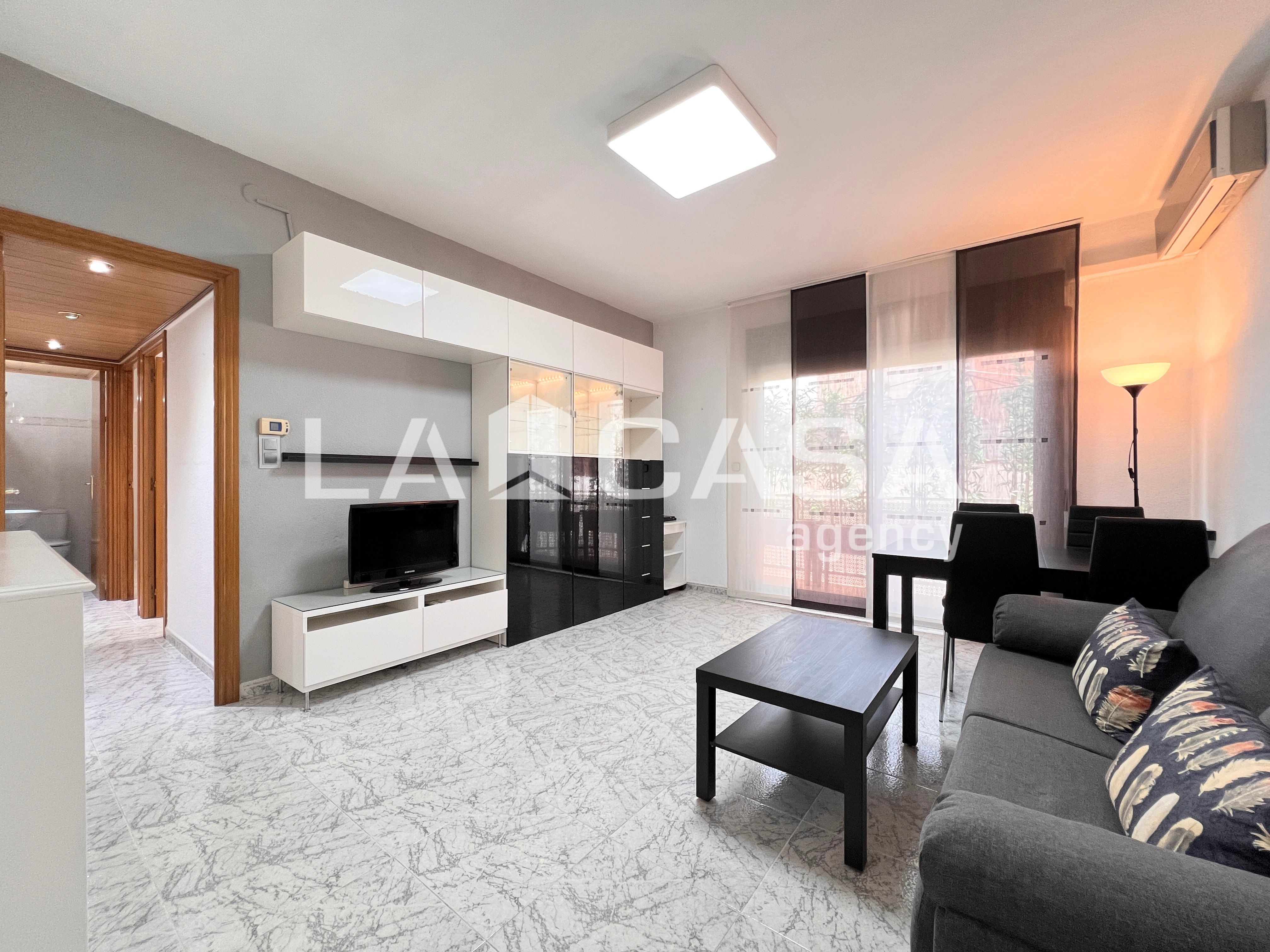 Sala d'estar de Pis en venda en Badalona amb Calefacció i Balcó