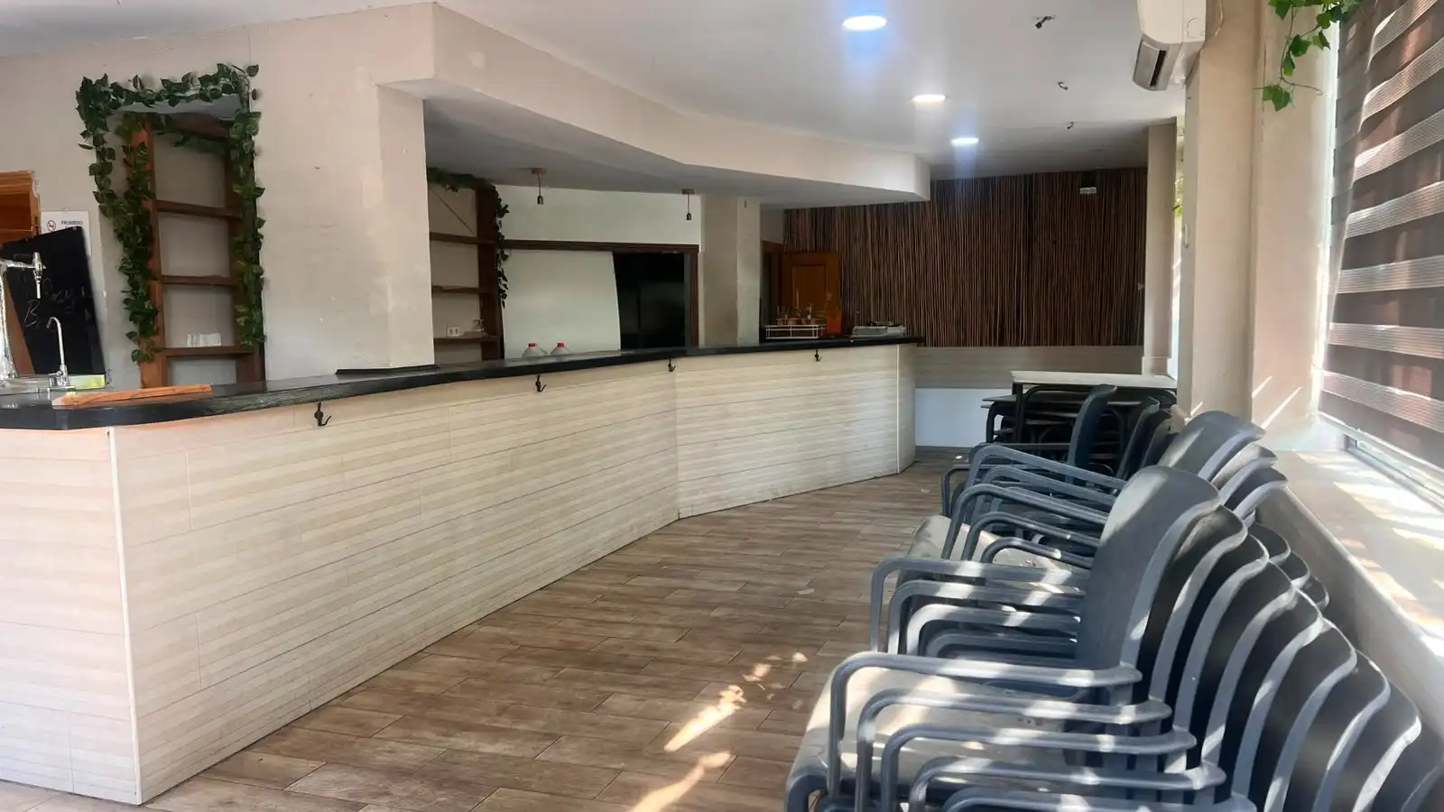 Gewerbefläche zur Miete in Suroeste - Zona Hospital