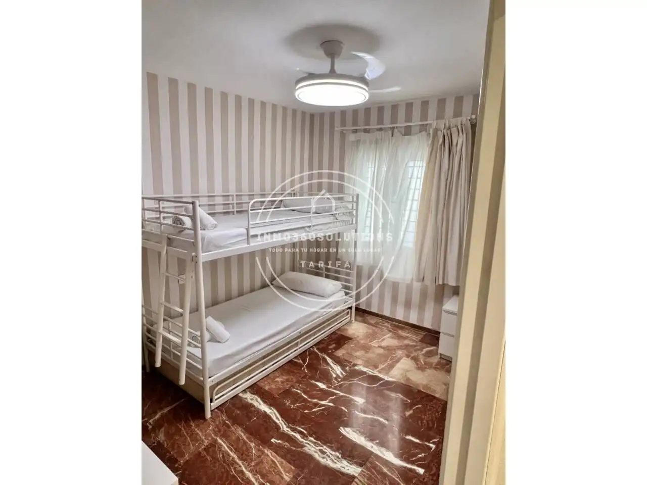Wohnung zum Verkauf in Córdoba mit Klimaanlage, Terrasse und Abstellraum