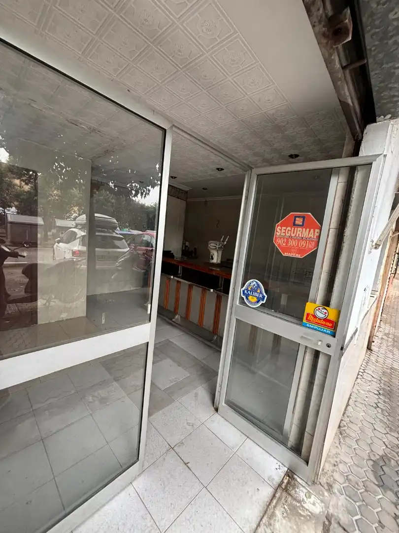Gewerbefläche zum Verkauf in Calle el Barbero de Sevilla, imagen 7