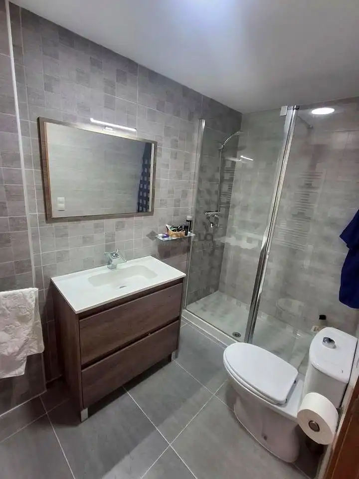 Bathroom of Duplexes for rent in Teruel  with Air Conditioner, Heating and Parquet flooring